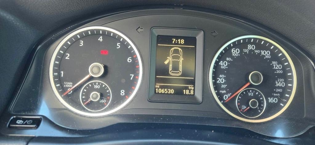 Volkswagen Tiguan S 2016