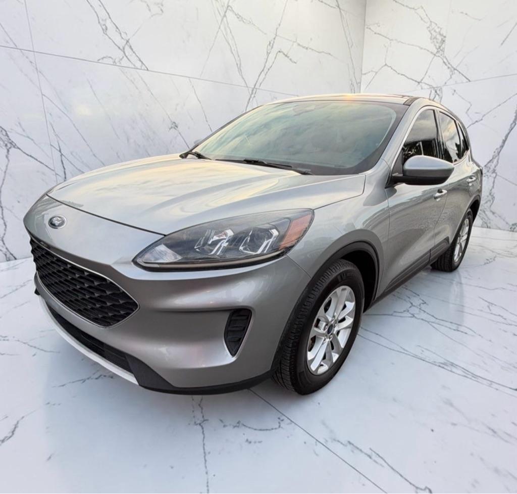 Ford Escape SE 2021