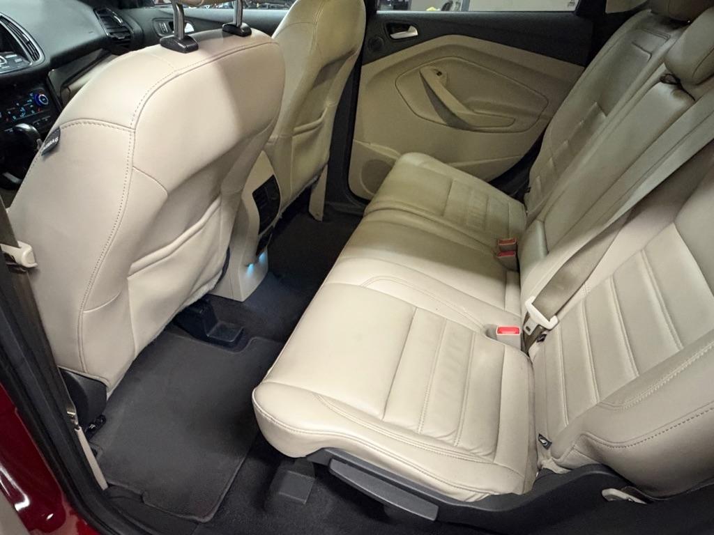 Ford Escape Titanium FWD 2017