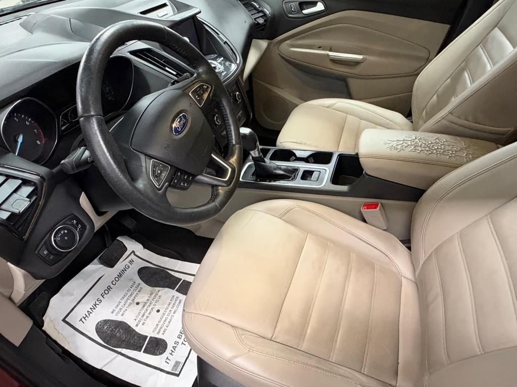 Ford Escape Titanium FWD 2017