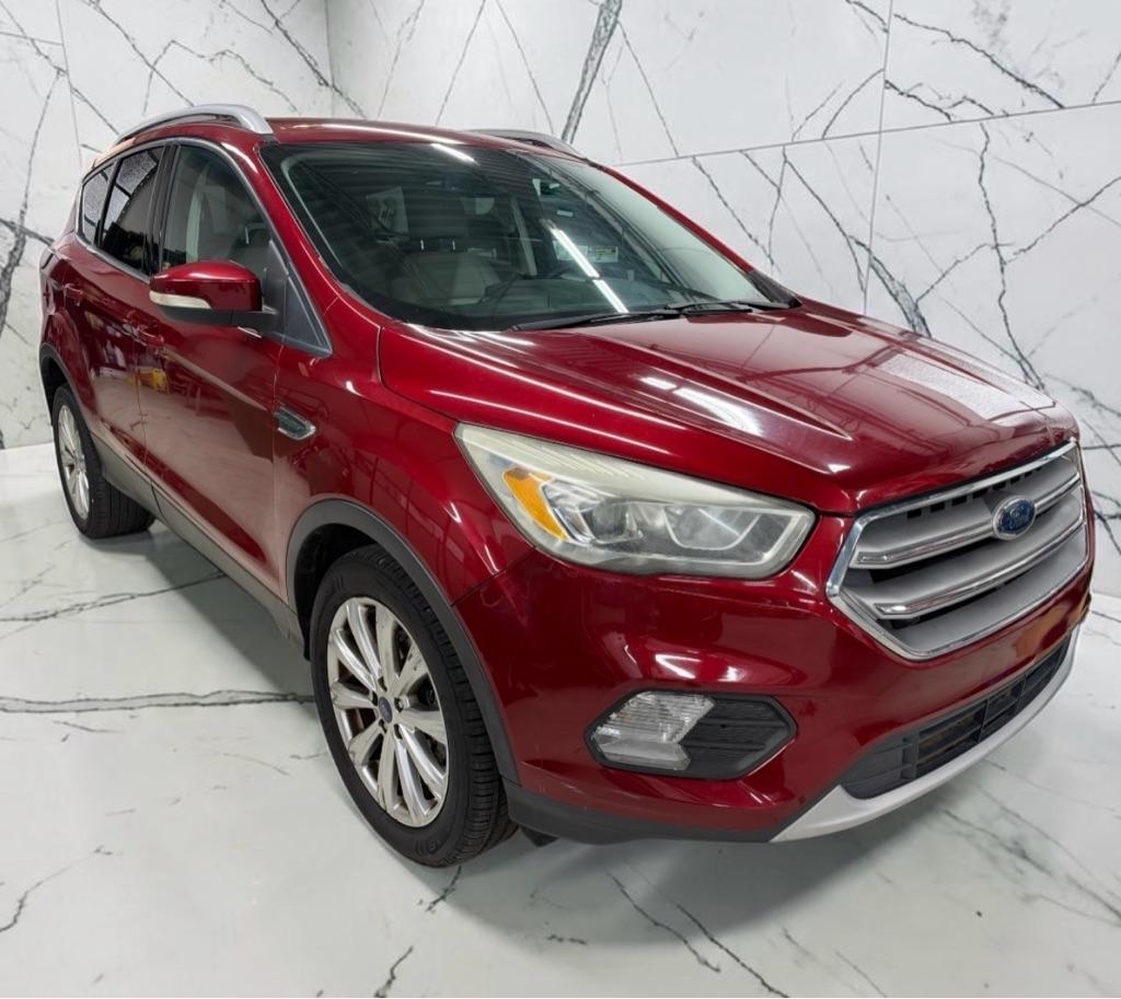 Ford Escape Titanium FWD 2017