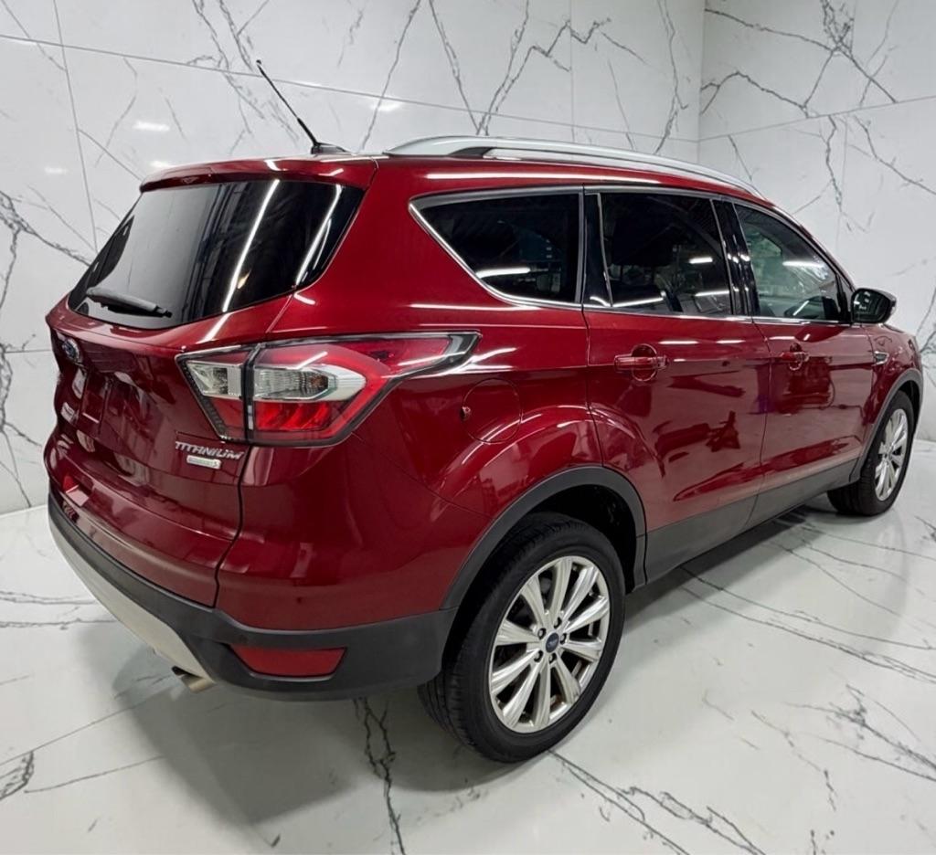 Ford Escape Titanium FWD 2017