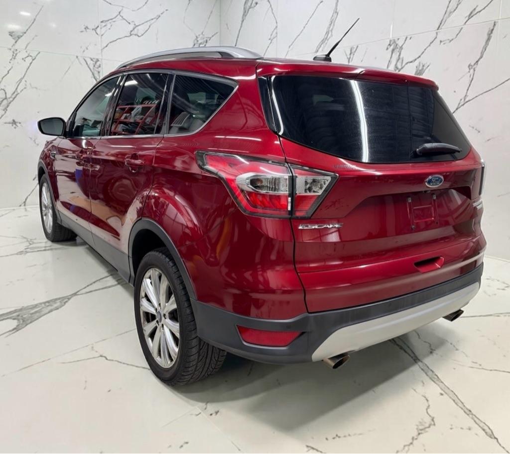 Ford Escape Titanium FWD 2017