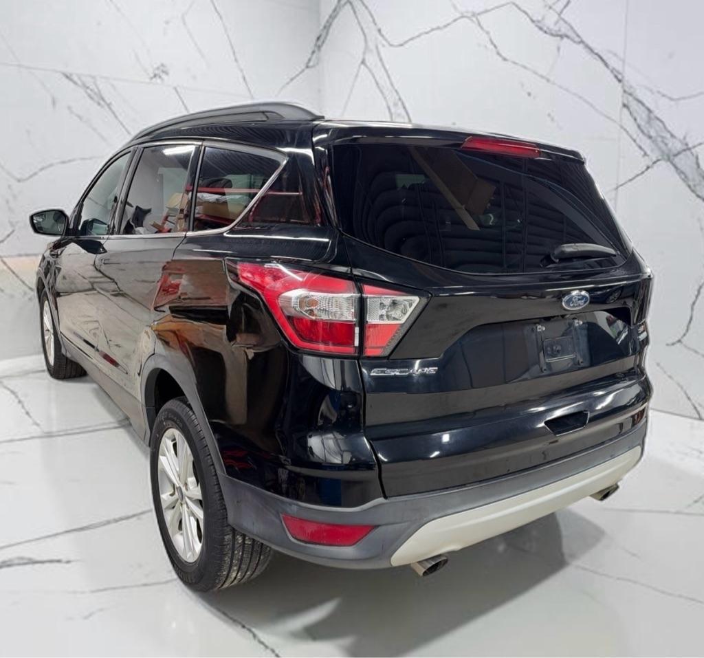 Ford Escape SE FWD 2018