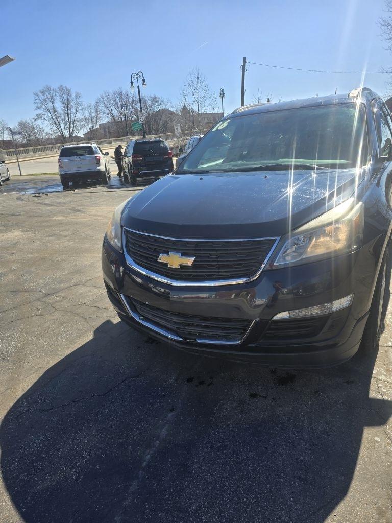 2016 Chevrolet Traverse LS FWD