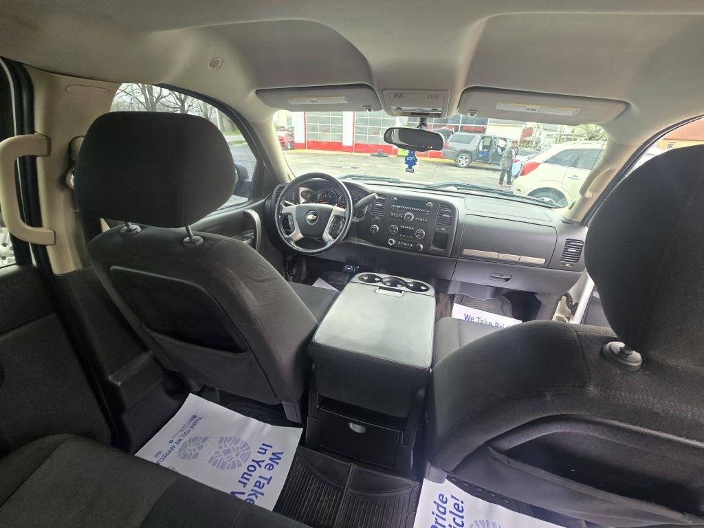 Chevrolet Silverado 1500 LT Crew Cab 4WD 2012