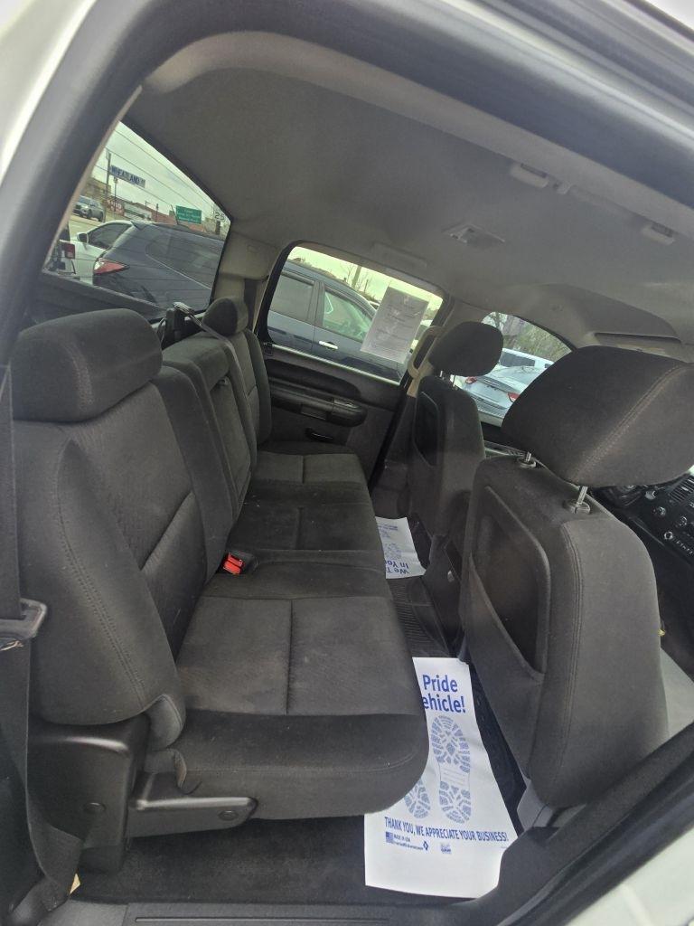 Chevrolet Silverado 1500 LT Crew Cab 4WD 2012