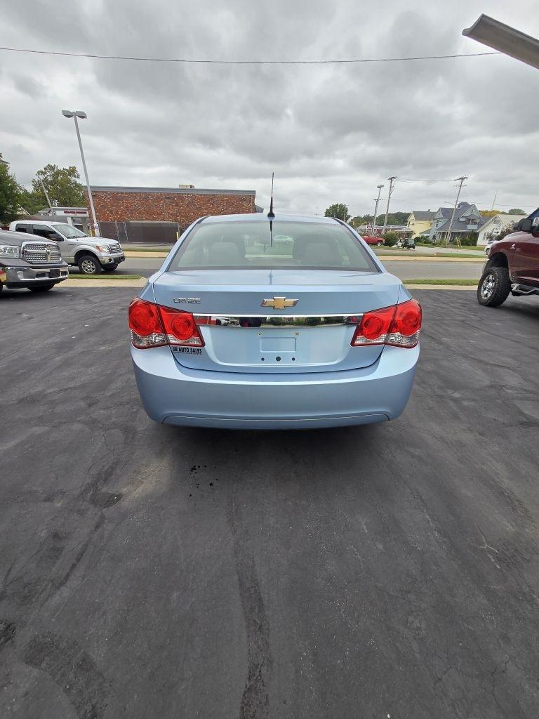 Chevrolet Cruze 2LS 2012