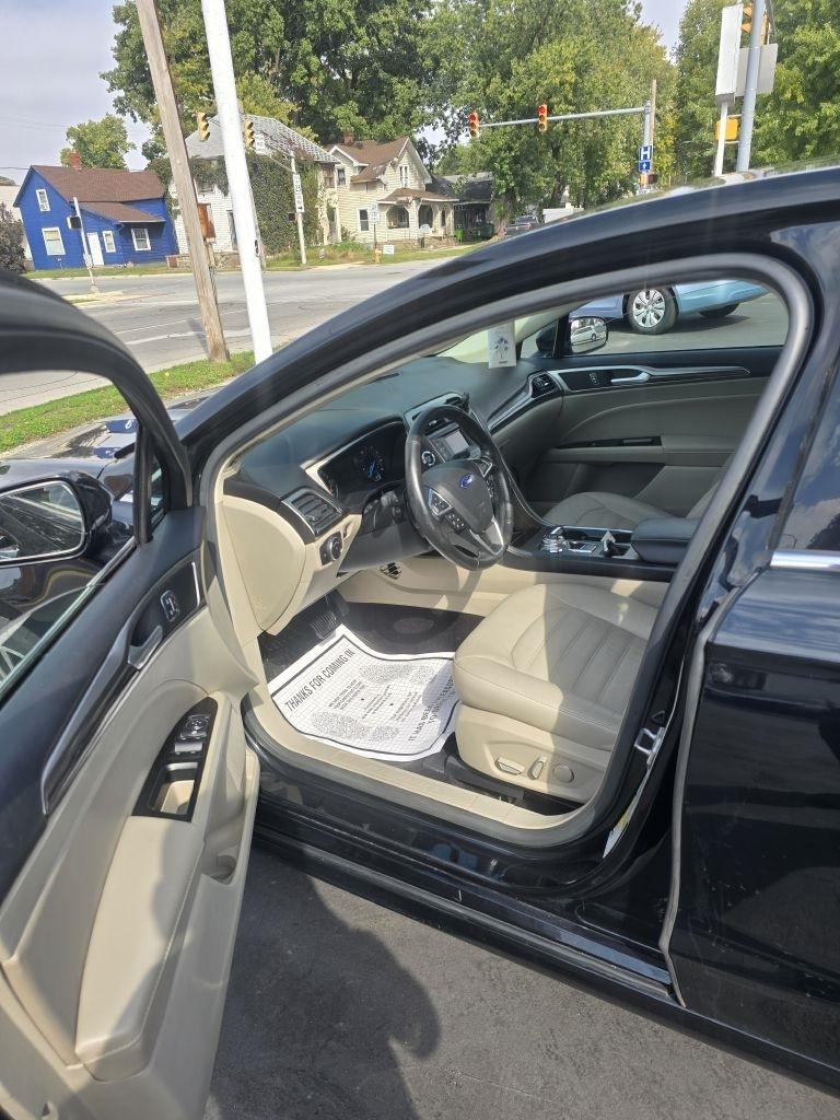 Ford Fusion SE 2017