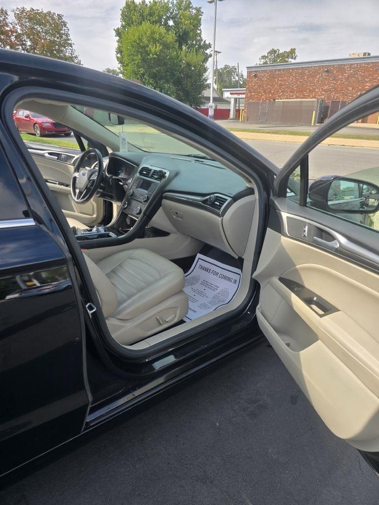 Ford Fusion SE 2017