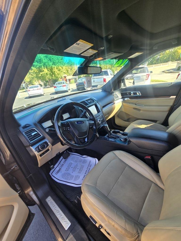 Ford Explorer Limited 4WD 2016
