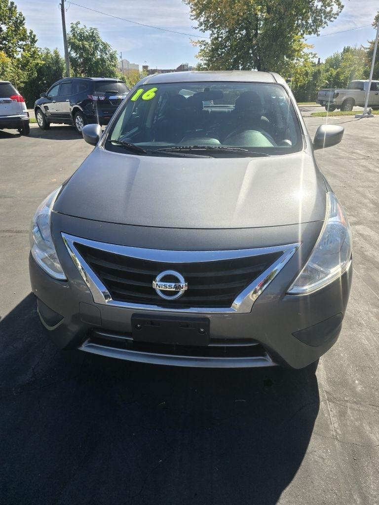 2016 Nissan Versa Sedan