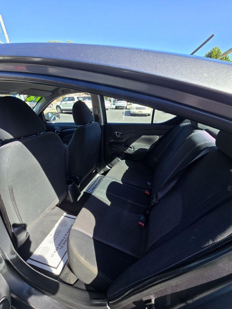 Nissan Versa 1.6 S 5M 2016