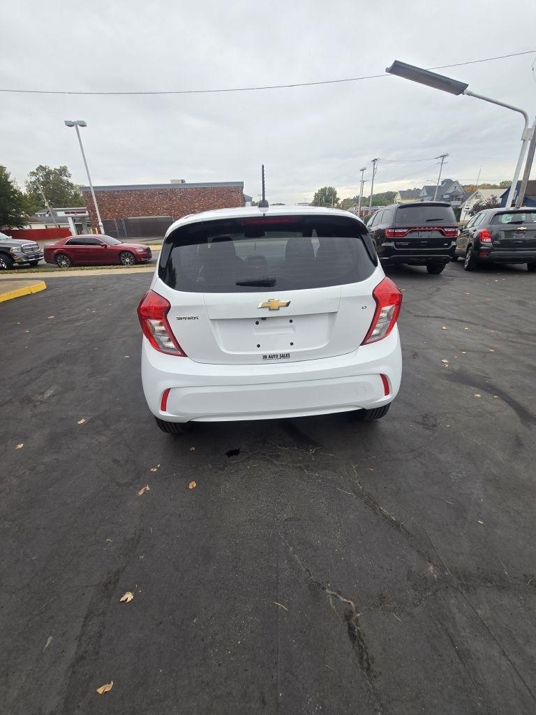 Chevrolet Spark 1LT CVT 2021