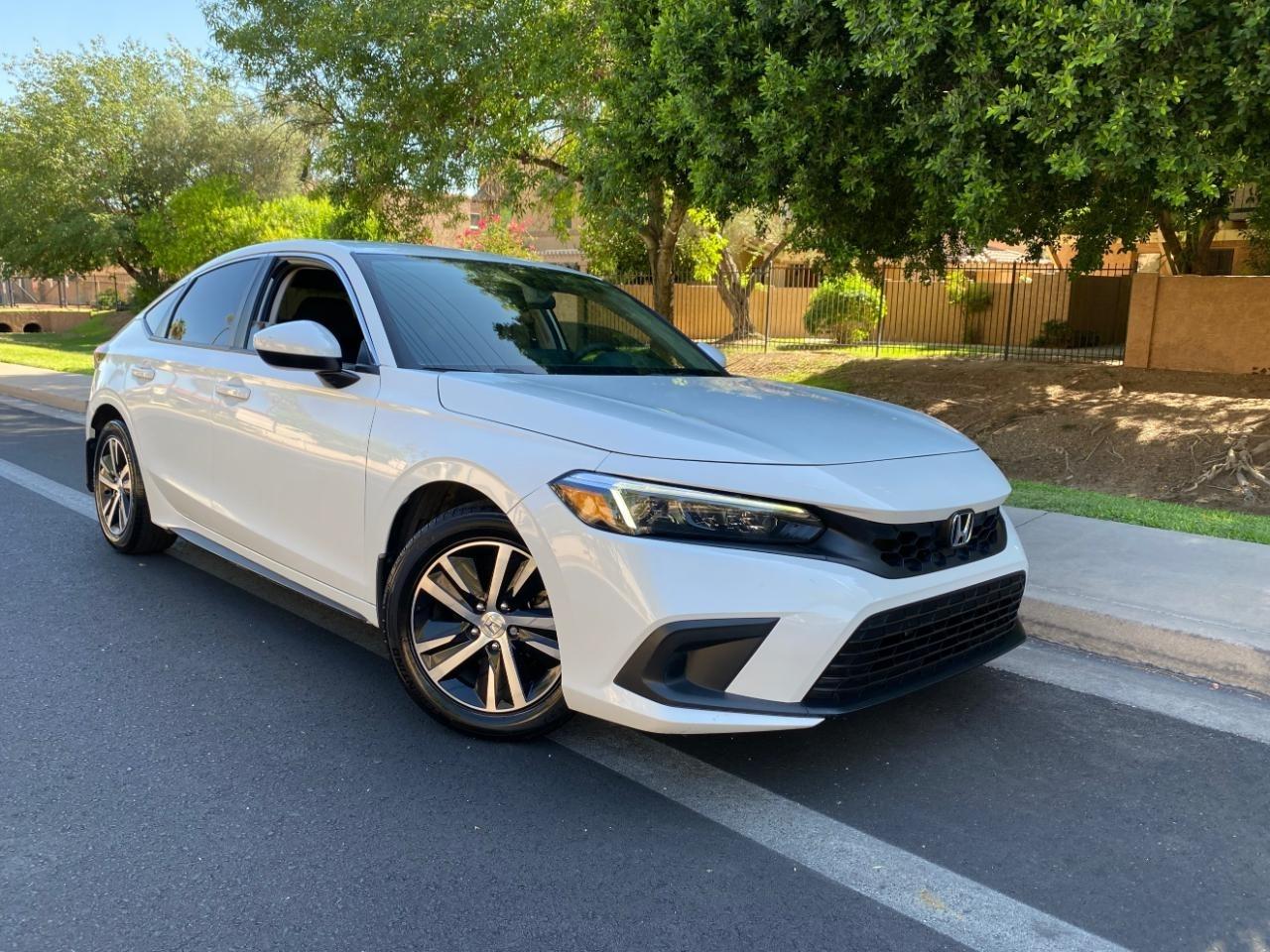 Honda Civic LX Hatchback 2023