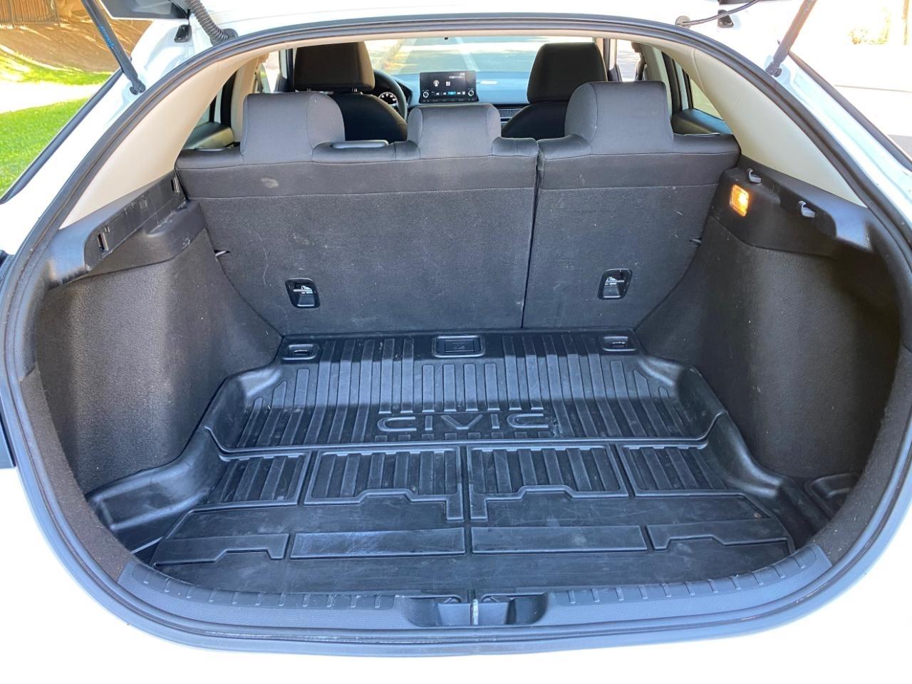 Honda Civic LX Hatchback 2023