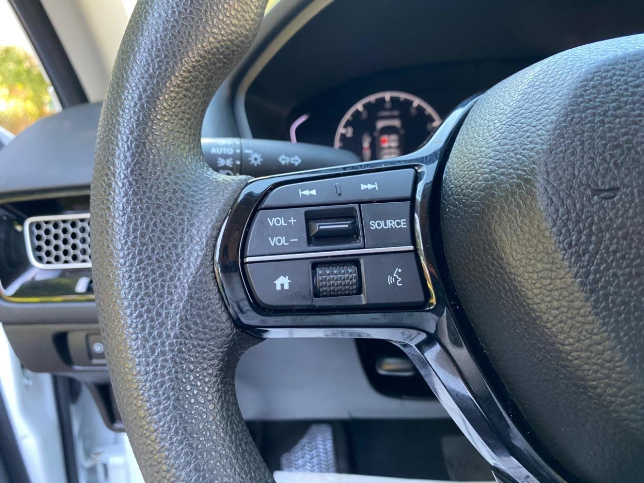 Honda Civic LX Hatchback 2023