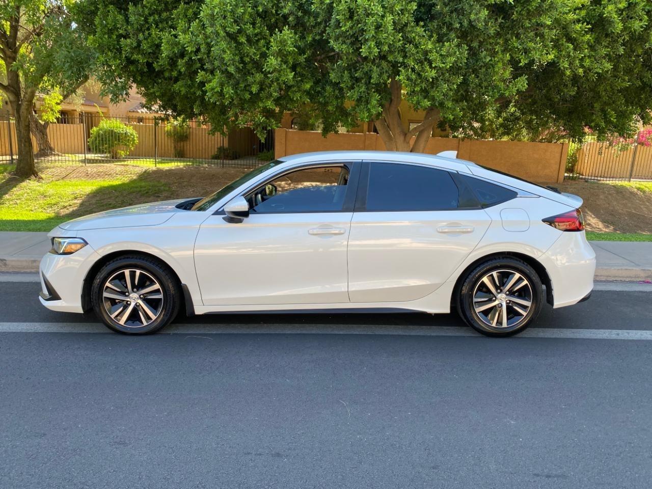 Honda Civic LX Hatchback 2023