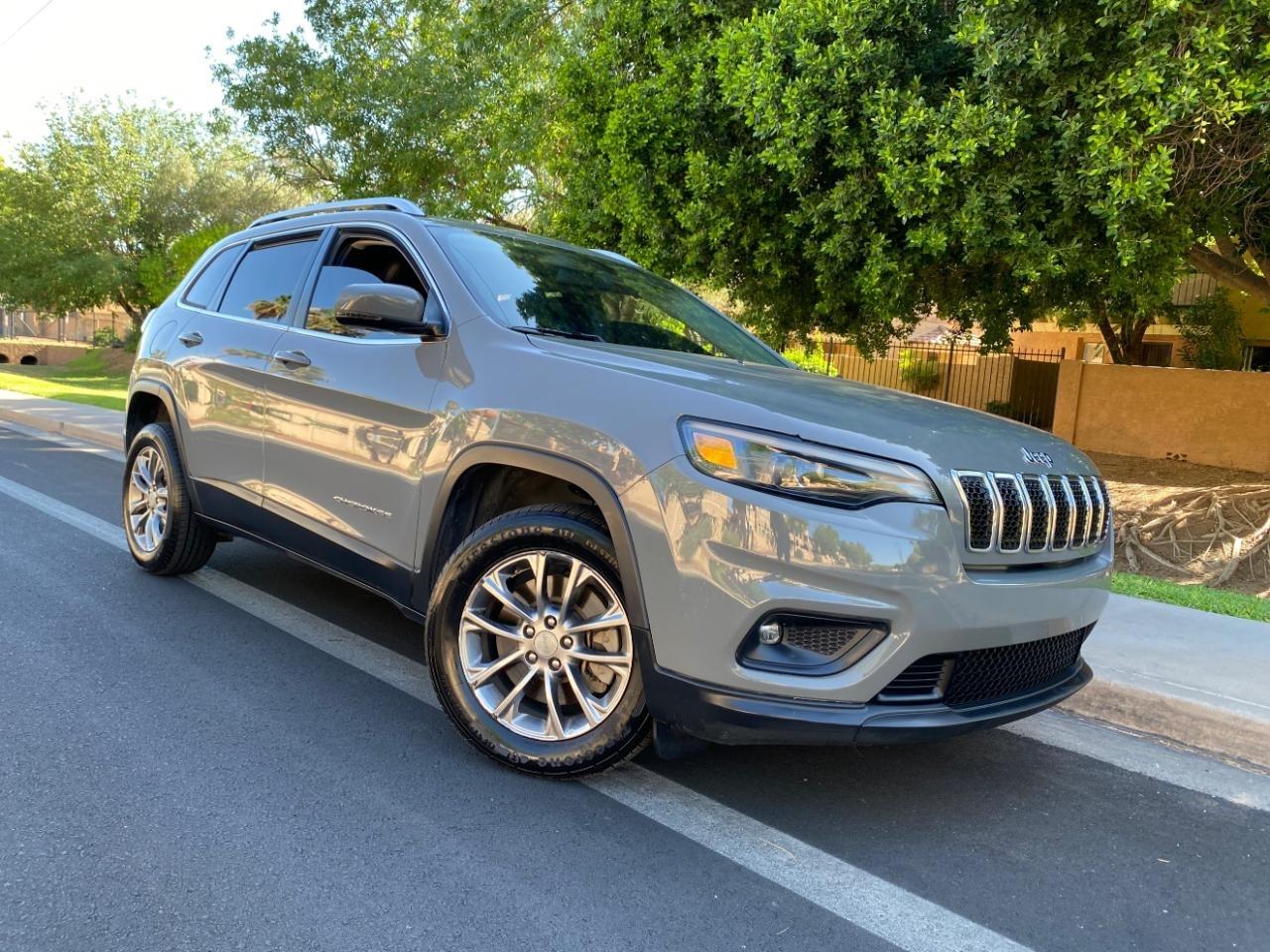 Jeep Cherokee Latitude Plus FWD 2020