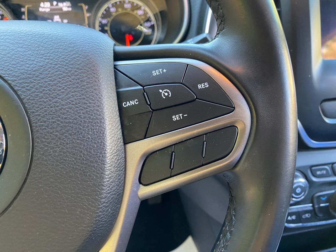 Jeep Cherokee Latitude Plus FWD 2020