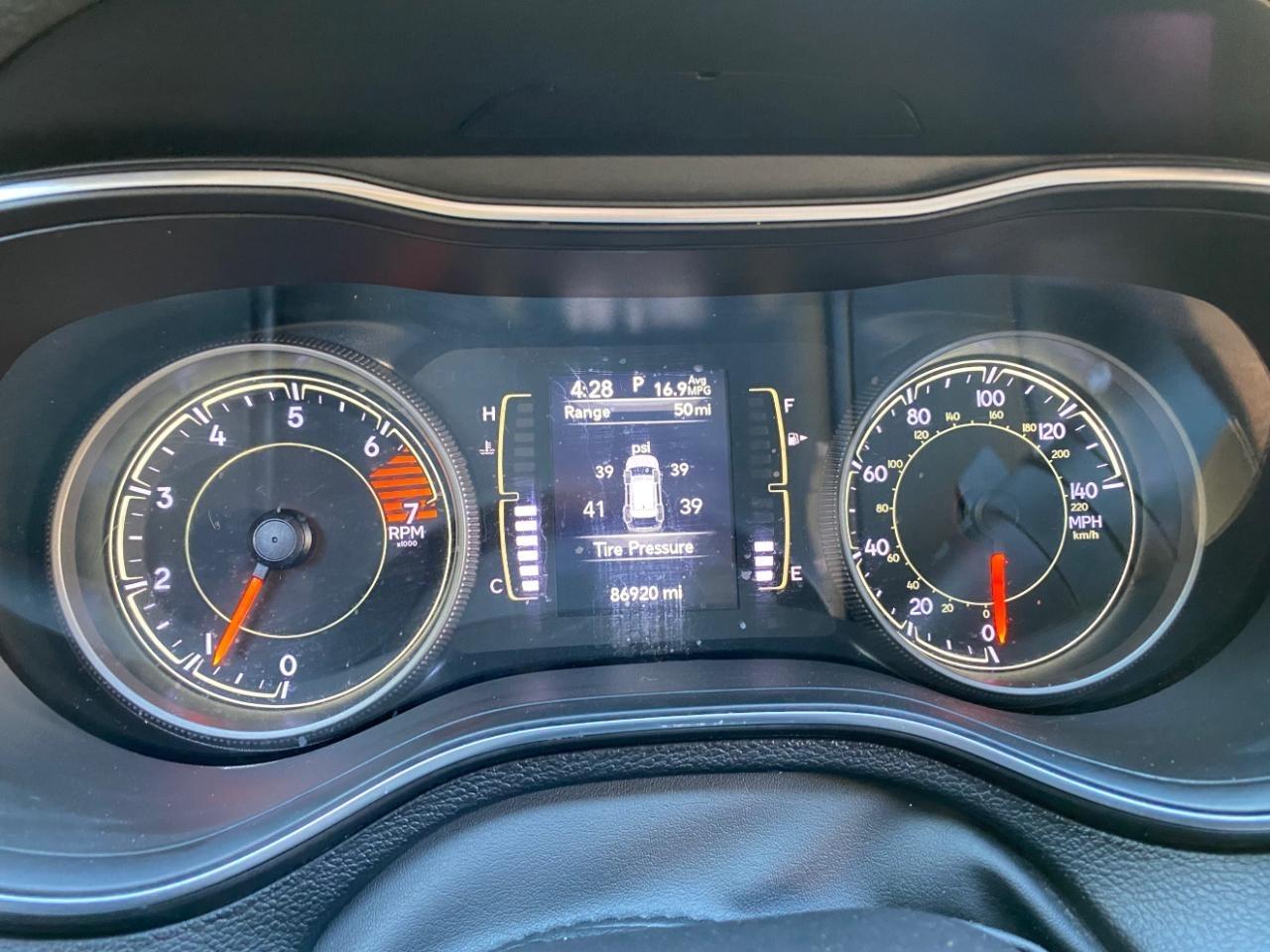 Jeep Cherokee Latitude Plus FWD 2020