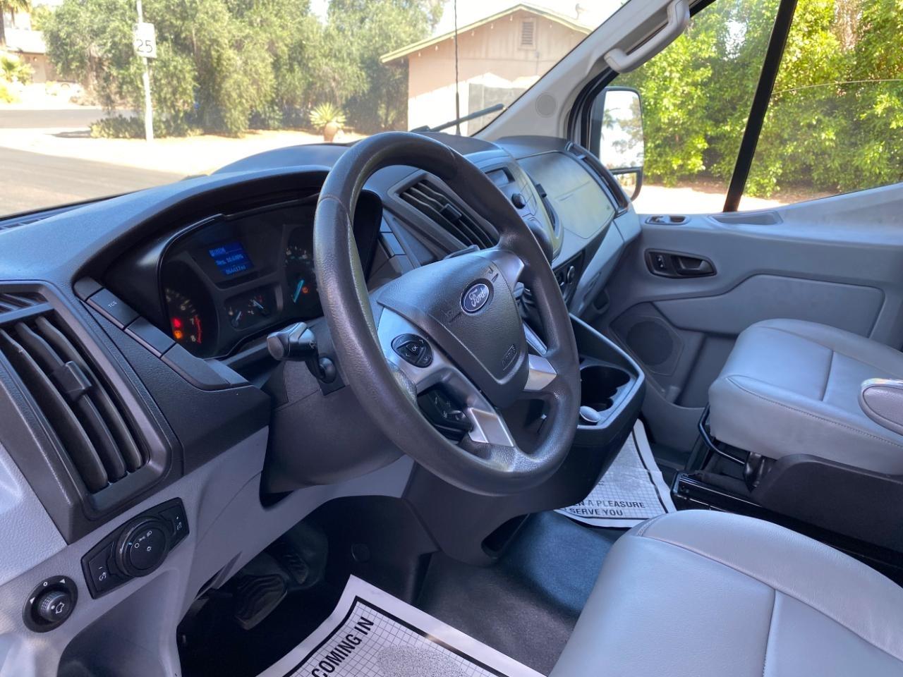 Ford Transit 250 Van Low Roof 60/40 Pass. 148-in. WB 2019