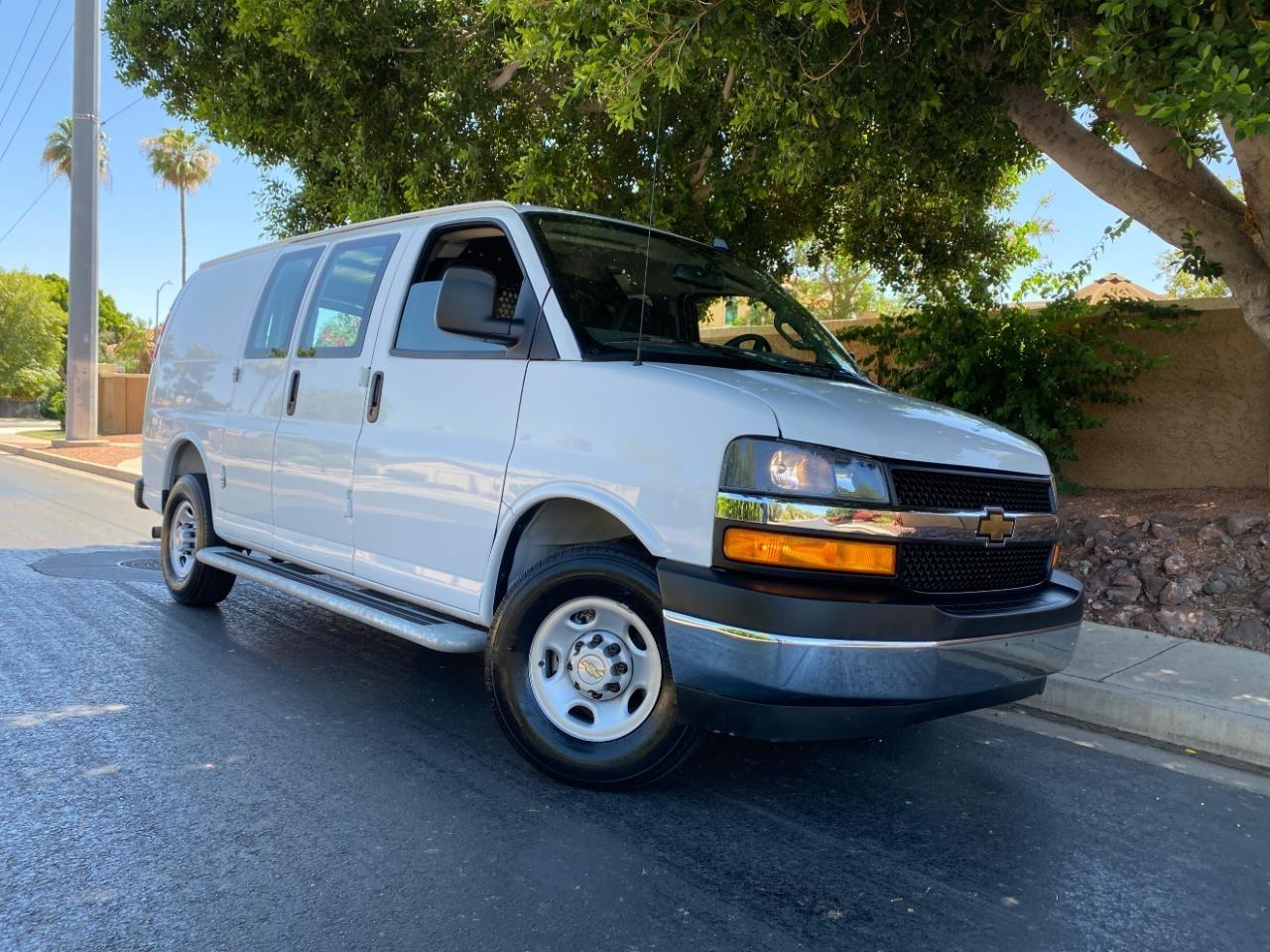 Chevrolet Express 2500 Cargo 2025