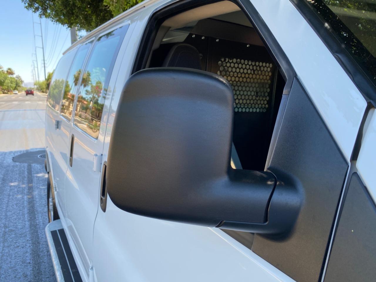 Chevrolet Express 2500 Cargo 2025