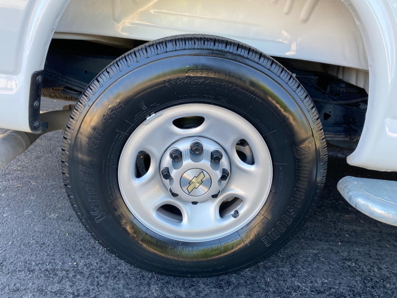 Chevrolet Express 2500 Cargo 2025