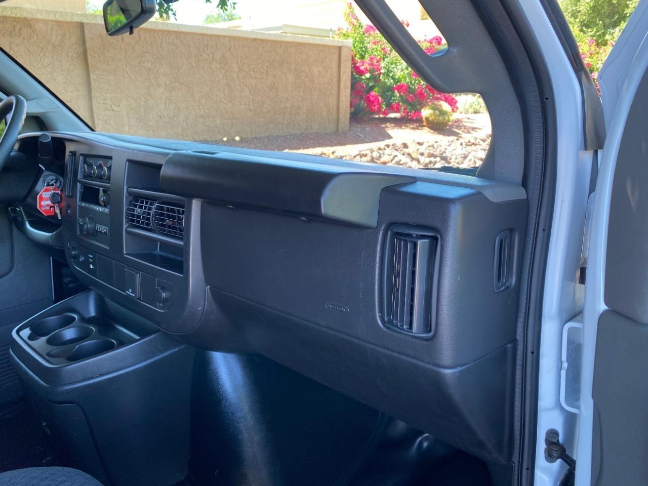 Chevrolet Express 2500 Cargo 2025