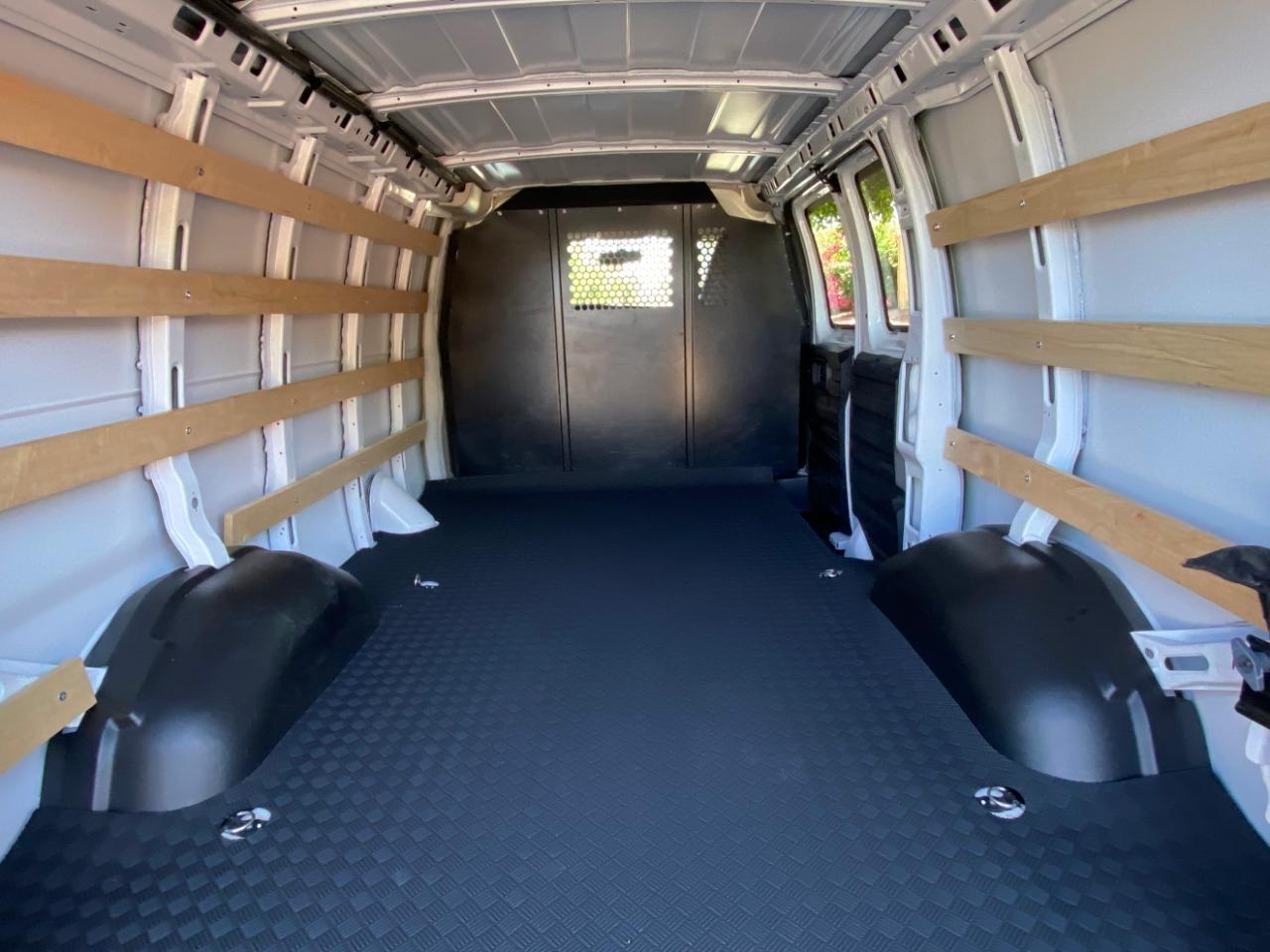 Chevrolet Express 2500 Cargo 2025