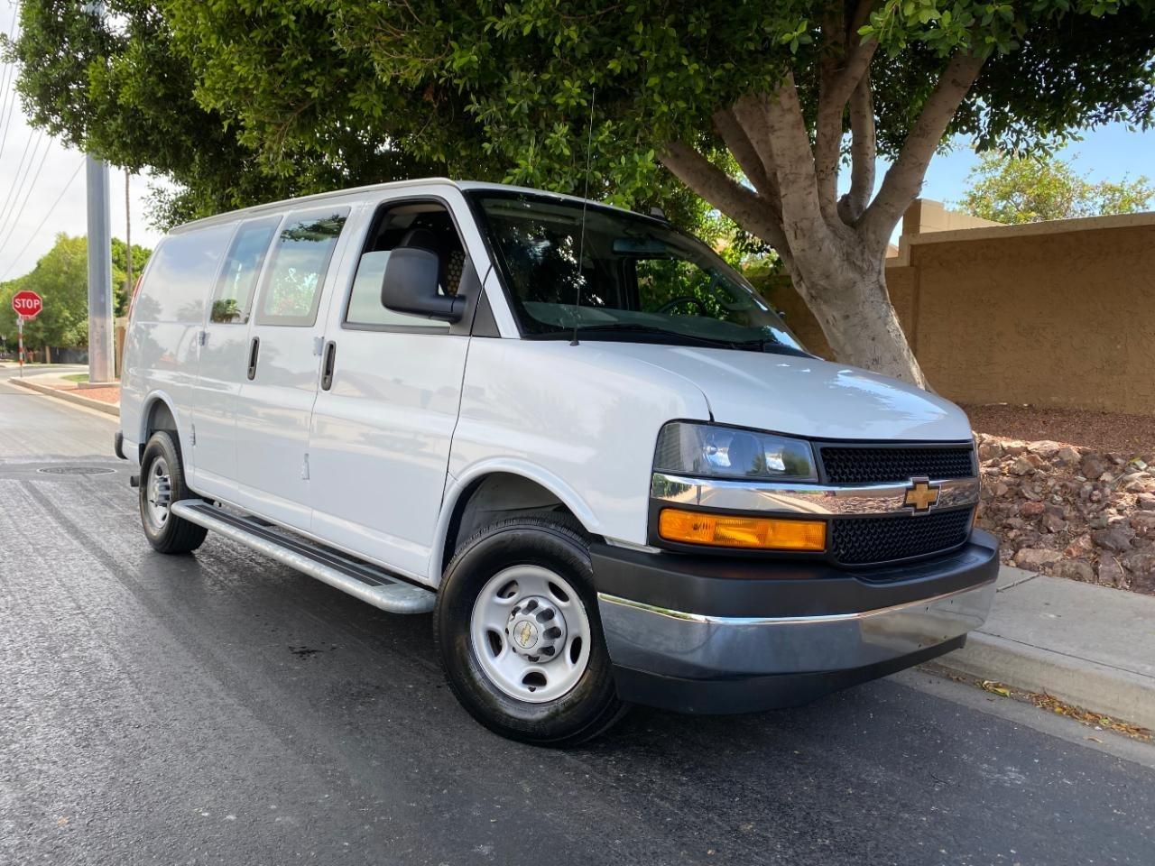 Chevrolet Express 2500 Cargo 2025