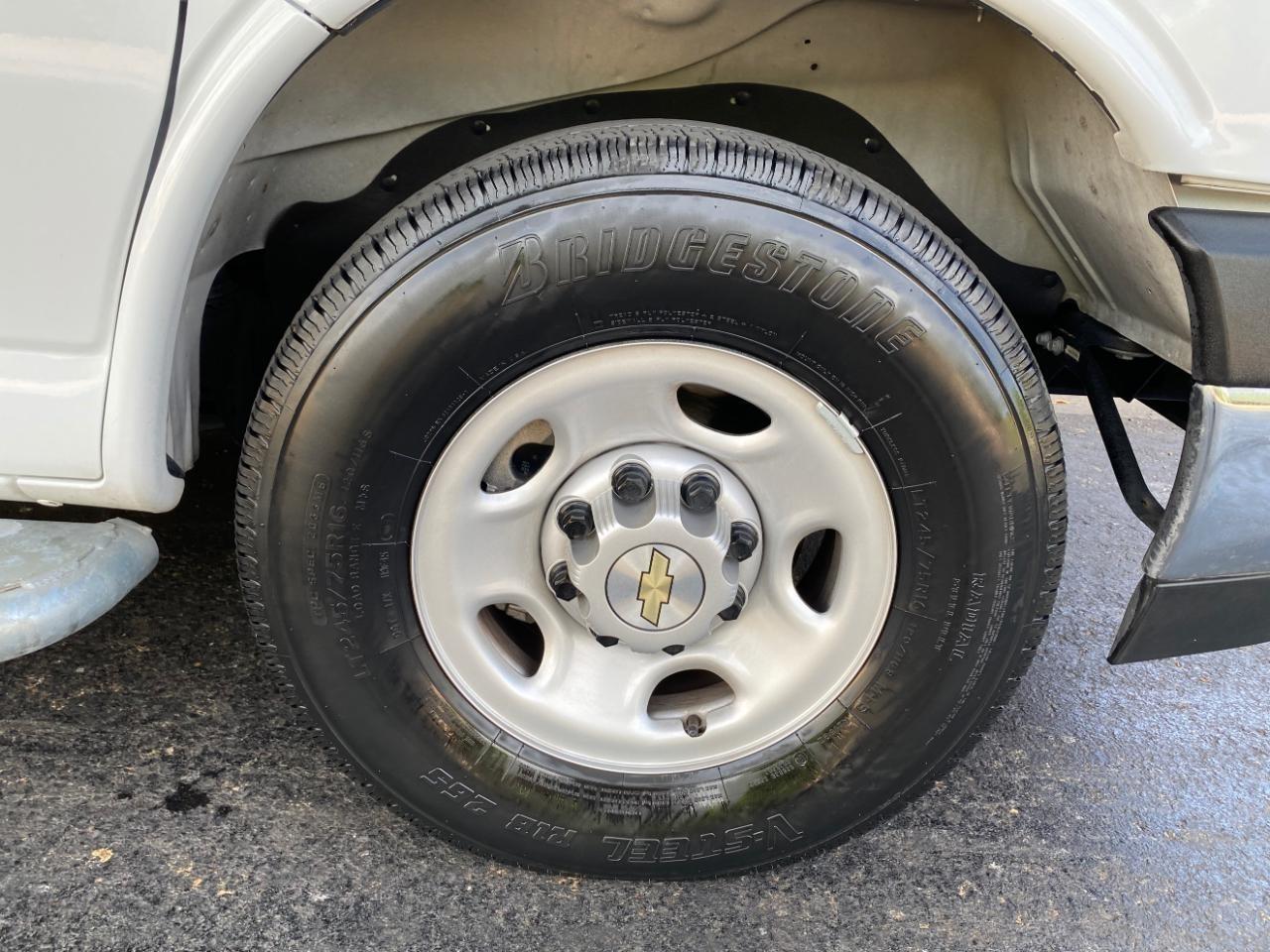 Chevrolet Express 2500 Cargo 2025