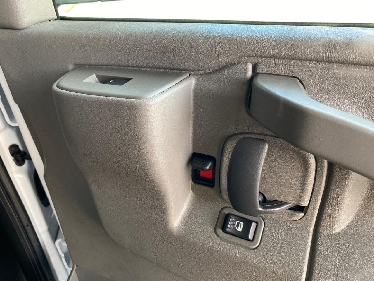 Chevrolet Express 2500 Cargo 2025