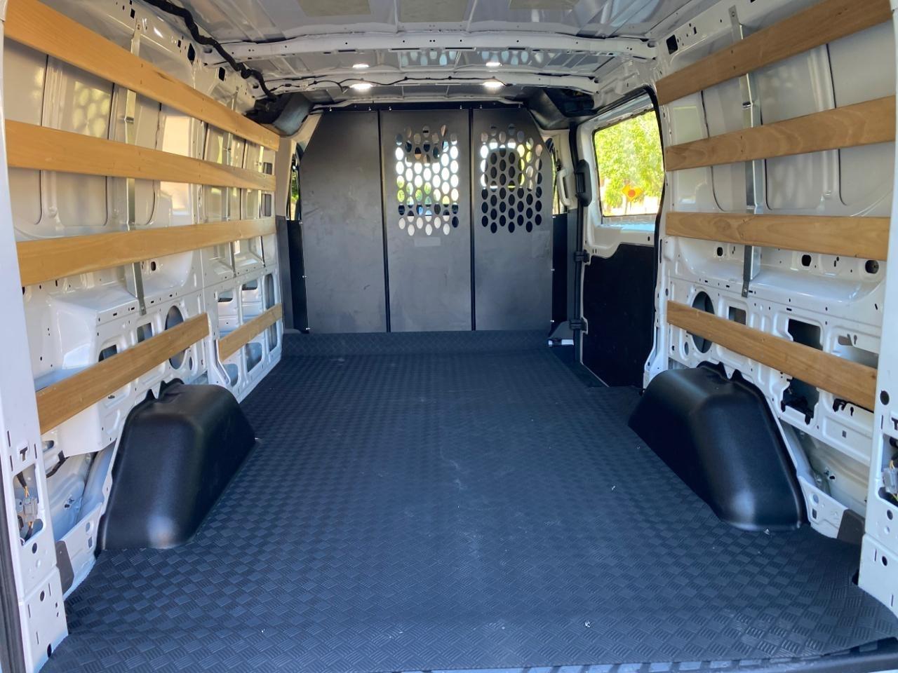 Ford Transit 250 Van 2025