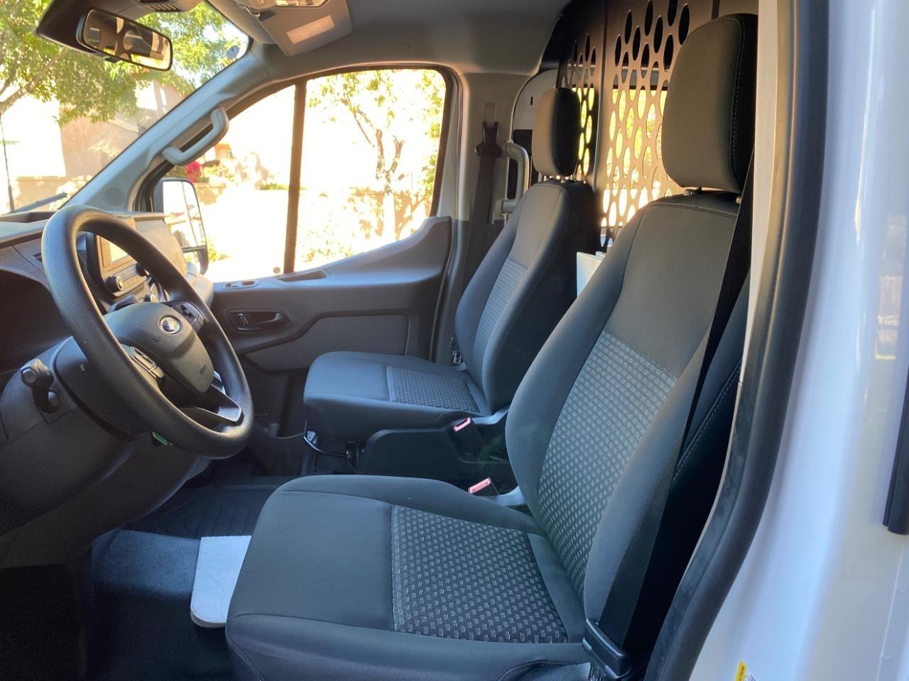Ford Transit 250 Van 2025