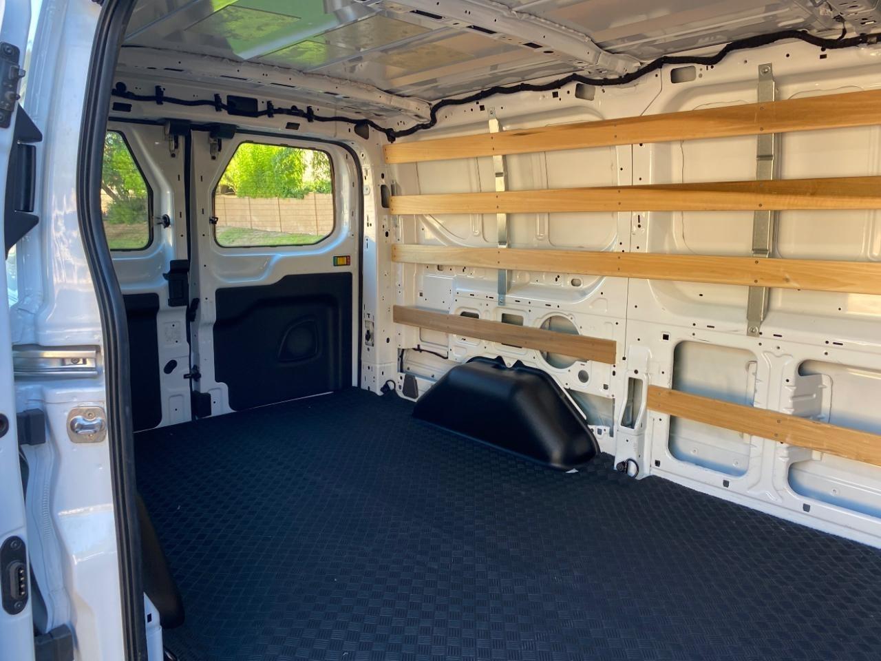 Ford Transit 250 Van 2025