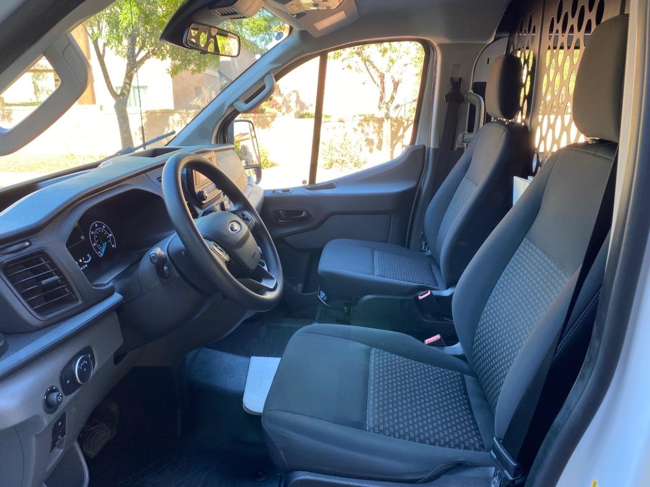 Ford Transit 250 Van 2025