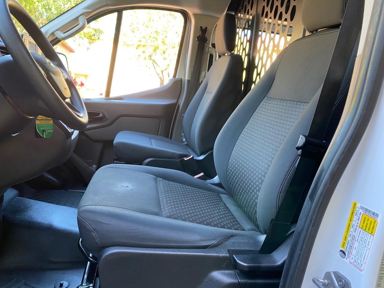 Ford Transit 250 Van 2025