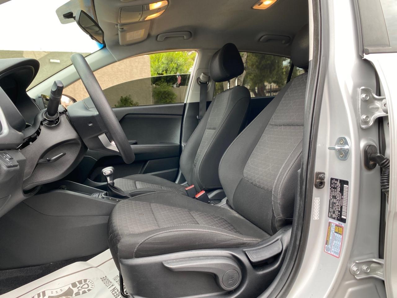 Kia Rio LX 2020