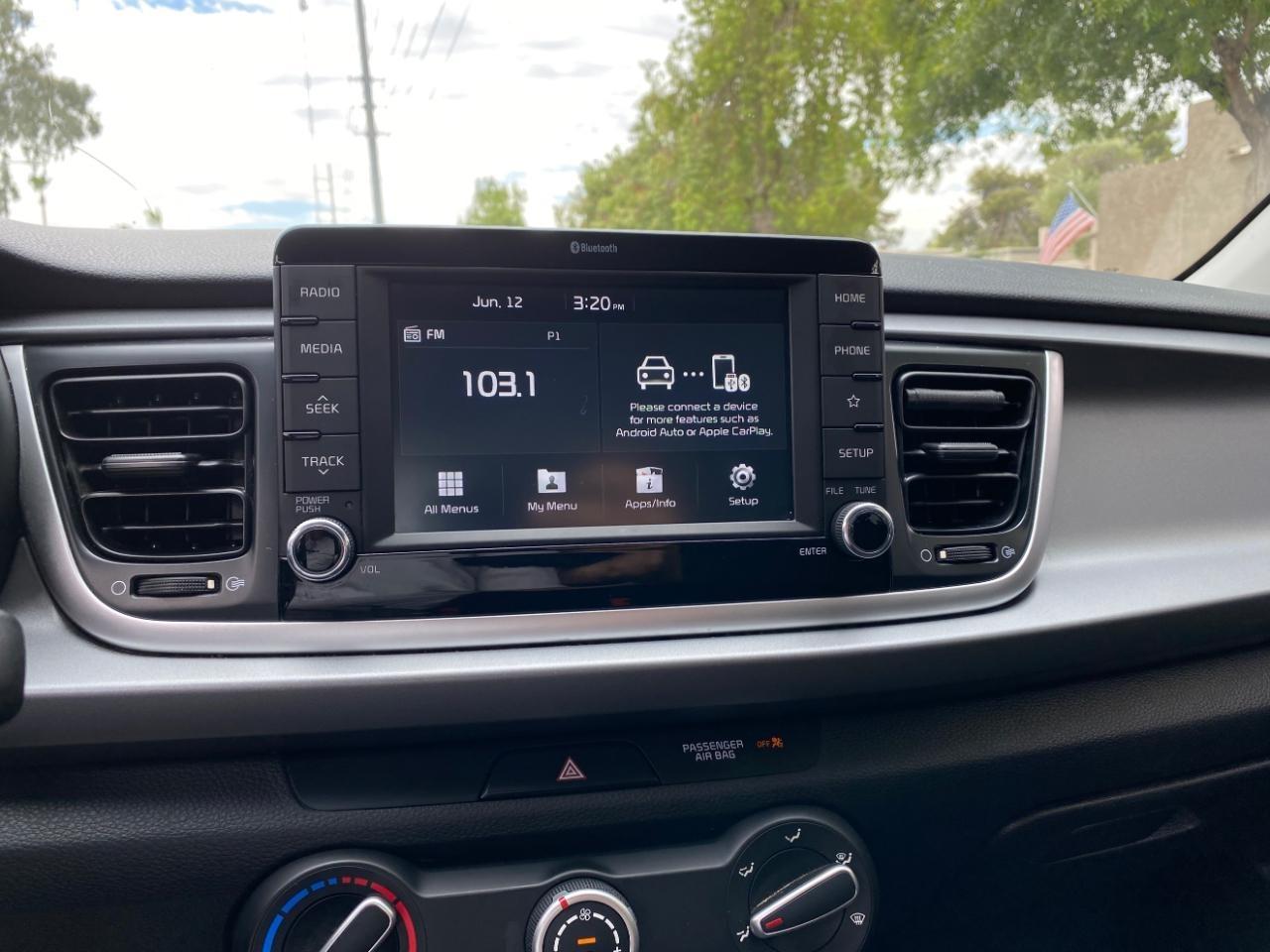Kia Rio LX 2020