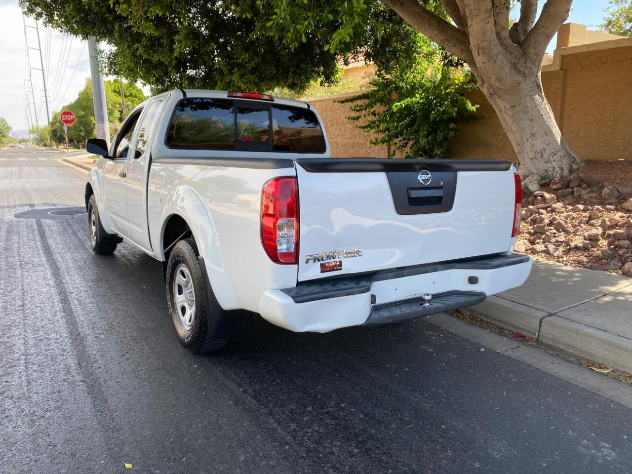 Nissan Frontier S King Cab I4 5MT 2WD 2019