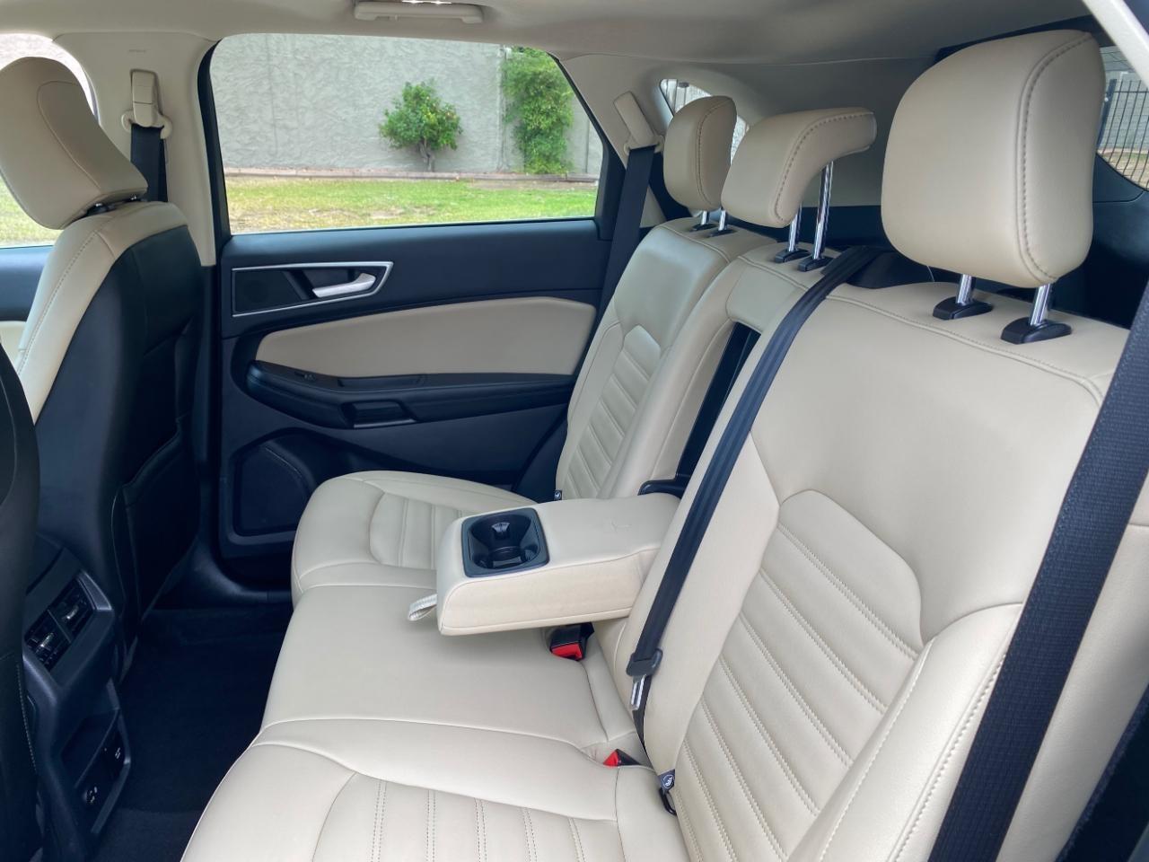 Ford Edge SEL FWD 2021