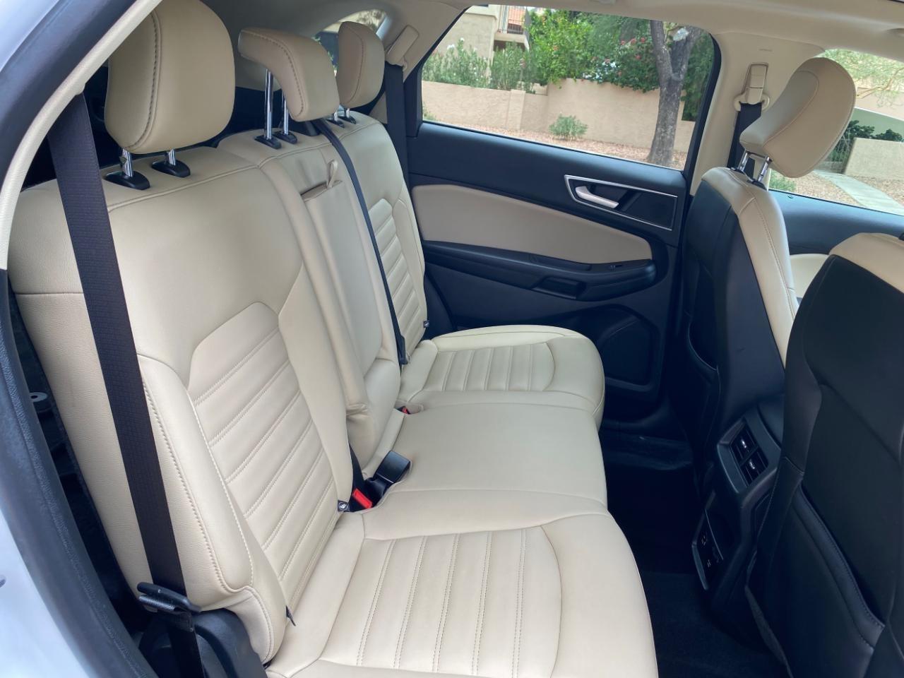Ford Edge SEL FWD 2021