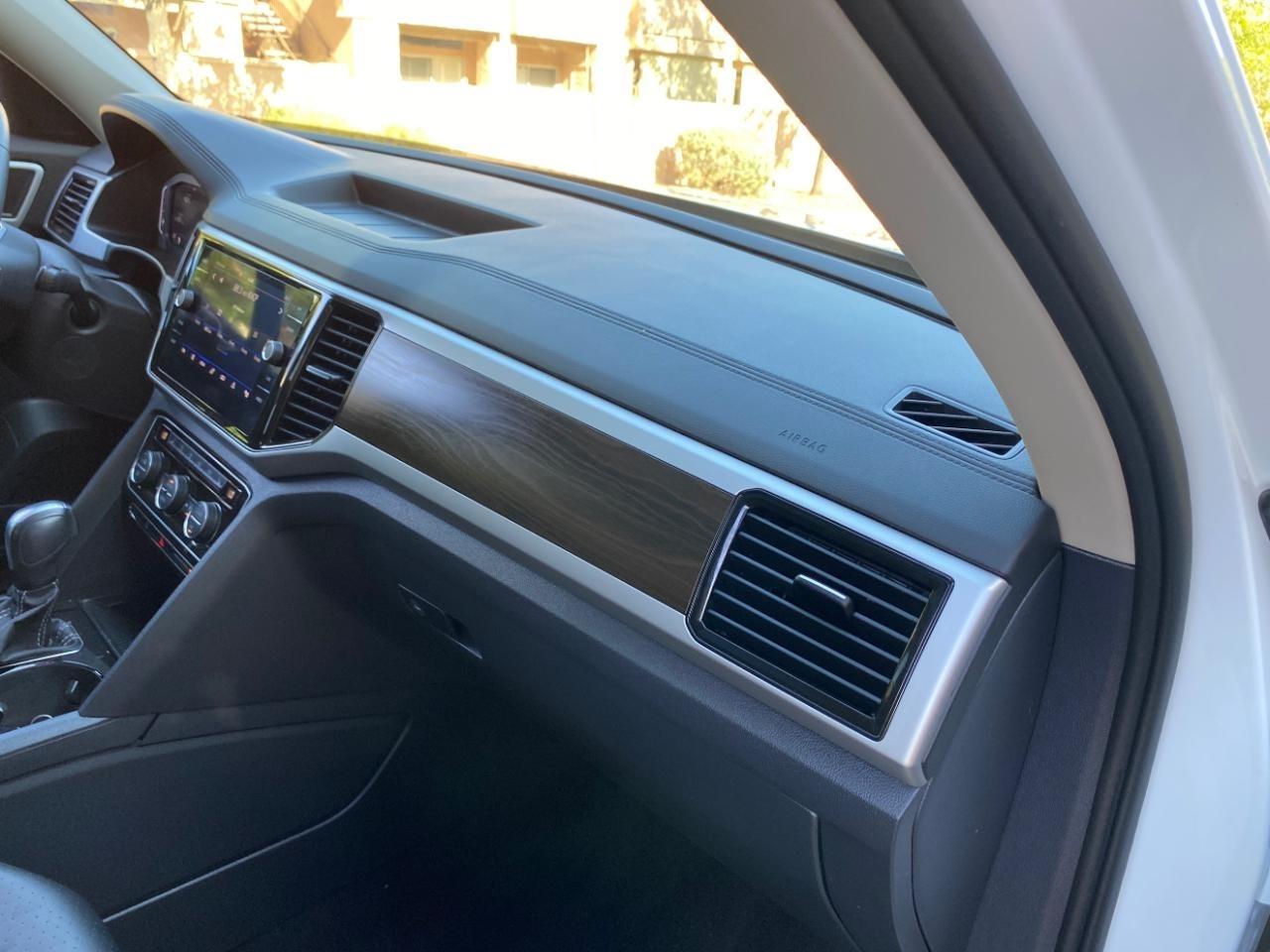 Volkswagen Atlas V6 SE w/Technology 4MOTION 2022