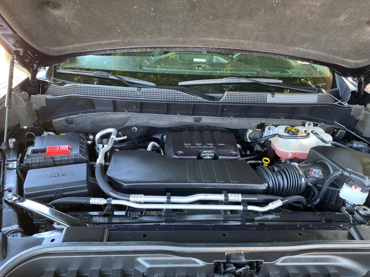 Chevrolet Silverado 1500 Custom Crew Cab 2WD 2023