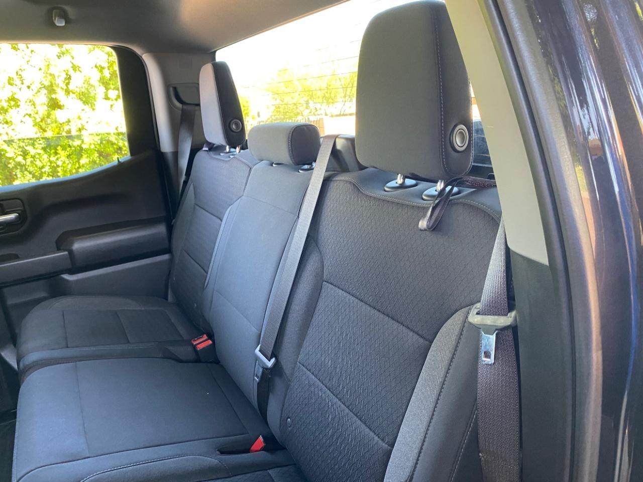 Chevrolet Silverado 1500 Custom Crew Cab 2WD 2023