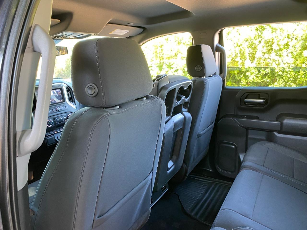 Chevrolet Silverado 1500 Custom Crew Cab 2WD 2023