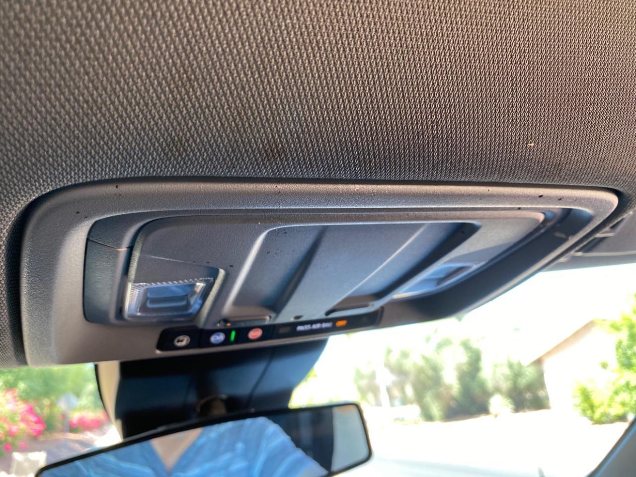Chevrolet Silverado 1500 Custom Crew Cab 2WD 2023