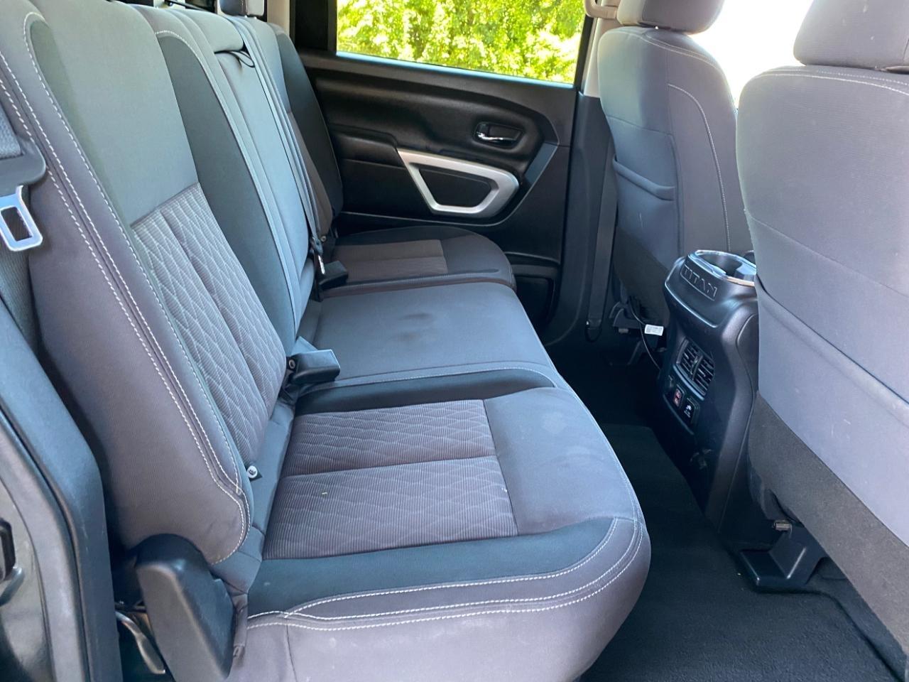 Nissan Titan XD SV 2024